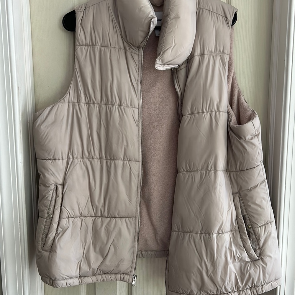 Old Navy dusty pink puffer vest